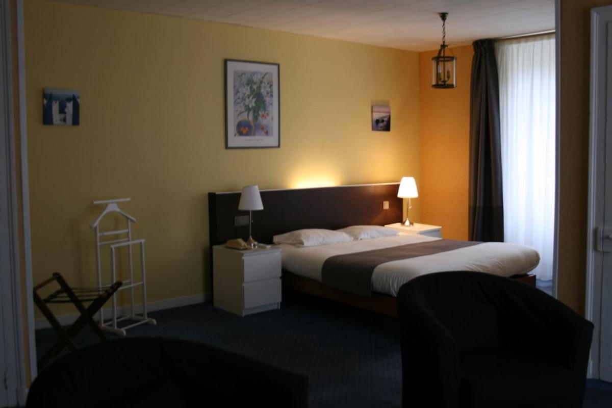 Le Troncais Hotell Saint-Bonnet-Tronçais Exteriör bild