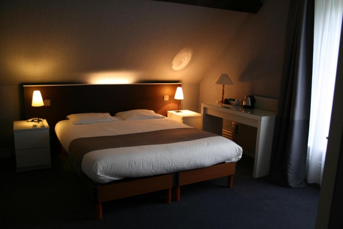Le Troncais Hotell Saint-Bonnet-Tronçais Exteriör bild
