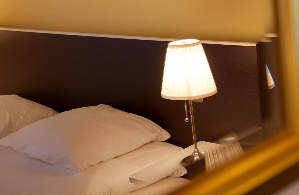 Le Troncais Hotell Saint-Bonnet-Tronçais Exteriör bild